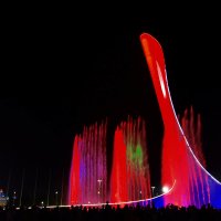 Ночное шоу фонтанов (Олимпийский Парк Адлер-Сочи) :: Виктор Филиппов