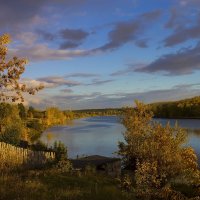 Тёплый,осенний вечер... :: Галина Стрельченя