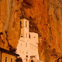 Монастырь в скале :: Стил Франс