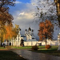 Осень в Муроме :: Александр Лукин