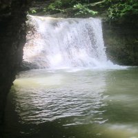 Адыгея. Один из многочисленных водопадов, к которому нелегко пробраться :: татьяна 