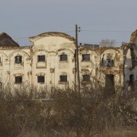 Заброшенный дом :: Алексей Павленко