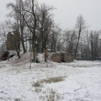 Трехъярусная башня-руина :: Елена Павлова (Смолова)