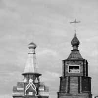 Успенская церковь с колокольней в селе Варзуга :: Ал Дэ