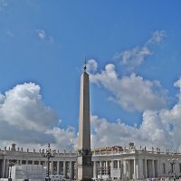Египетский обелиск на  площади Св. Петра в  Ватикане. :: Виталий Селиванов 