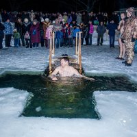 Крещенские купания :: Анна Вязникова