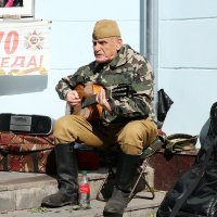 И помнит мир спасенный... :: Сергей 