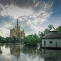 Пруд в московском зоопарке :: Алексей Кошелев