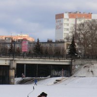 Великие Луки. В центре города, на Ловати, 14 февраля... :: Владимир Павлов