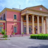 Дворец Потоцких-Нарышкиных, с 1899 года Художественный музей. :: Вахтанг Хантадзе