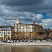 Ранняя весна в Москве. :: Борис Руненко