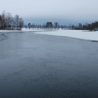 Река, февраль... :: Олег Гаврилов