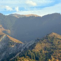 осень в горах :: Горный турист Иван Иванов