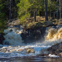 Рускеальские водопады :: Владимир Лазарев