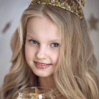 Маленькая королева Светочка :: Юлия Амели