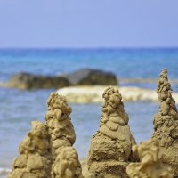 Замки из песка. Пляж Coral Bay, Кипр. :: Алексей Антонов