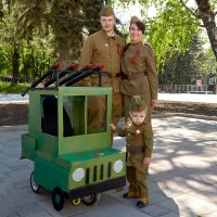 Внуки и правнуки победителей :: Николай Николенко