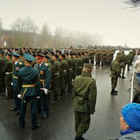 15 минут до начала Парада Победы / Нижний Новгород 2017 г. :: Андрей Головкин