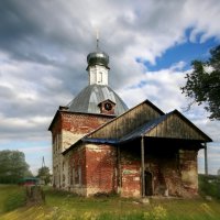 Ефимьево. Церковь Троицы живоначальной :: Евгений Жиляев