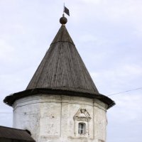 Башня монастыря :: Наталья Лахтина