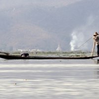 Рыбаки озера Инле. :: Stas Ra