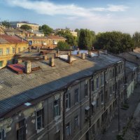 Утро над старыми крышами... :: Вахтанг Хантадзе