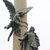фрагмент памятника Адаму Мицкевичу :: super-krokus.tur ( Наталья )