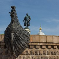 Памятник А. Никитину в Твери. :: Владимир Иванов