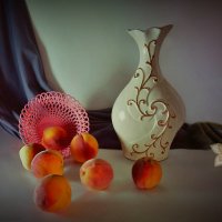 Персики и керамика /2 :: Наталия Лыкова