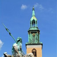 Скульптура городского фонтана и Церковь Святителя Николая :: spm62 Baiakhcheva Svetlana