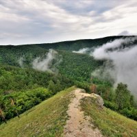 По хребту Жигулевских гор. :: Елена Савчук 