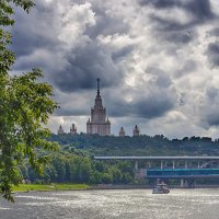 Сгущаются тучи ... :: Олег Ионичев