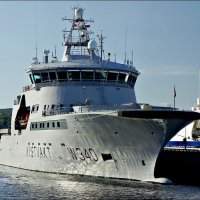 Норвежский пограничный сторожевой корабль "Баренцхаф" в Мурманске :: Кай-8 (Ярослав) Забелин