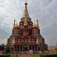 Свято-Михайловский собор в Ижевске. :: Наталья Лунева 