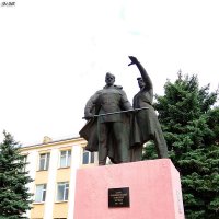 Памятник ковавшим Победу в Луганске :: Наталья (ShadeNataly) Мельник