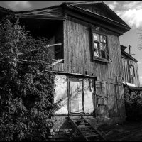Мой дом-моя крепость! :: Алексей Патлах
