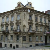 Жилой   дом   в   Львове :: Андрей  Васильевич Коляскин