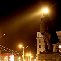 Ночной Ленин :: Екатерина Маринина