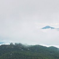 Окно в облаках :: Павел Меньшиков