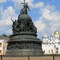 Памятник «Тысячелетие России» и Софийский собор :: Артур 