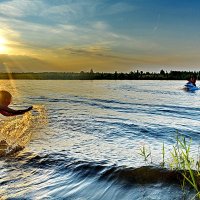 Вечер тёплый. :: Константин Иванов