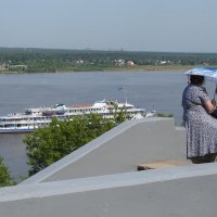 С бабушкой под зонтиком :: Валерий Чепкасов