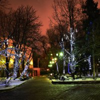 аллея театра Моссовета :: Елена Строганова