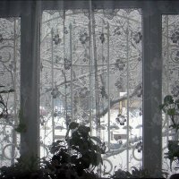 За моим окном опять белым-бело... :: Нина Корешкова