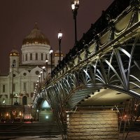 Патриарший мост - дорога к Храму :: Владимир 