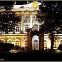 Зимний дворец ночью :: vadim 