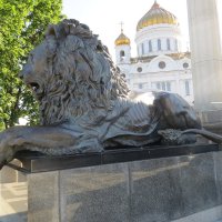 Скульптура льва :: Вера Щукина