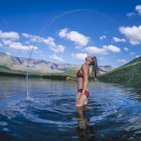 купание в горном озере :: Соня Орешковая (Евгения Муравская)
