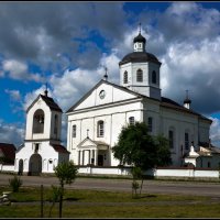 Церковь в Ракове :: Василий Хорошев