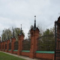 Ограда соборного комплекса :: Елена Павлова (Смолова)
